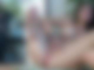 Squirtmania's Live Sex Cam Show