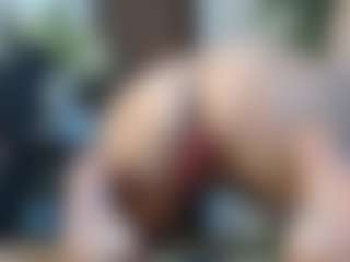 Squirtmania's Live Sex Cam Show