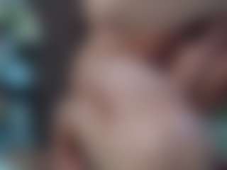 Squirtmania's Live Sex Cam Show