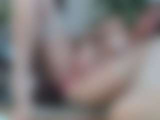 Squirtmania's Live Sex Cam Show