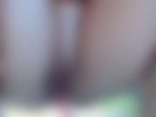 Squirtmania's Live Sex Cam Show