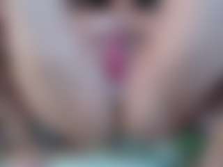 Squirtmania's Live Sex Cam Show