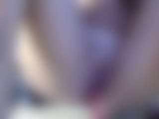 Squirtmania's Live Sex Cam Show