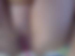 Squirtmania's Live Sex Cam Show