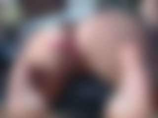 Squirtmania's Live Sex Cam Show