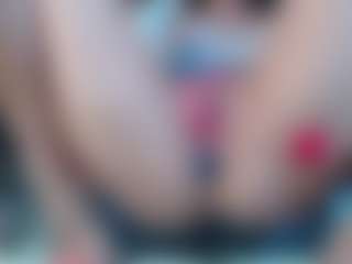 Squirtmania's Live Sex Cam Show