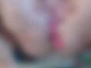 Squirtmania's Live Sex Cam Show