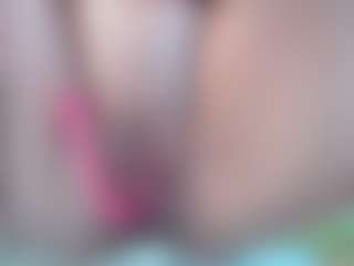 Squirtmania's Live Sex Cam Show