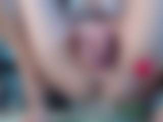 Squirtmania's Live Sex Cam Show