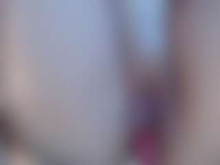 Live cam show with Squirtmania - Latina on Hubzter Live