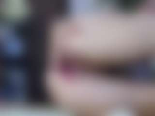 Squirtmania's Live Sex Cam Show