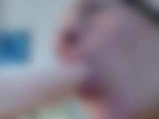 Squirtmania's Live Sex Cam Show