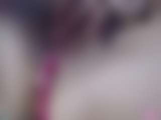 Squirtmania's Live Sex Cam Show