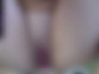 Live cam show with Squirtmania - Kitchen on Gym Cam Girls