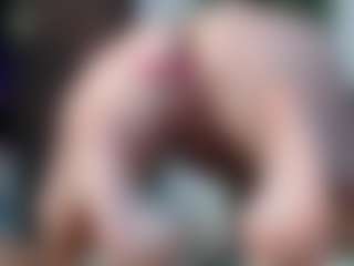 Squirtmania's Live Sex Cam Show