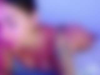 Live cam show with carolinne - Big Tits on Fling VIP Chat