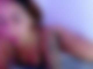 Live cam show with carolinne - Fetish on CamSodaAdn