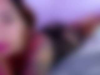 Live cam show with carolinne - Latina on Camsoda.co | colombia