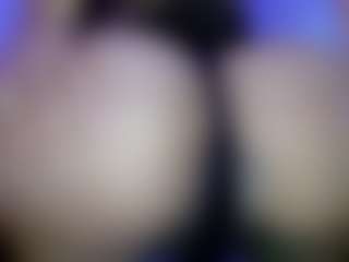 Live cam show with carolinne - HD on Adult Interactions