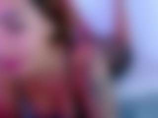 Live cam show with carolinne - Facial on fuklive.com