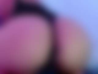 Live cam show with carolinne - Latina on Milf Play | colombia