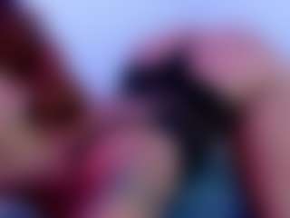 Live cam show with carolinne - Oil on Free Soda