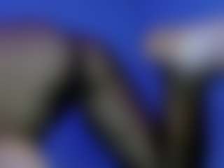 Live cam show with carolinne - Big Tits on Pornisteam.com