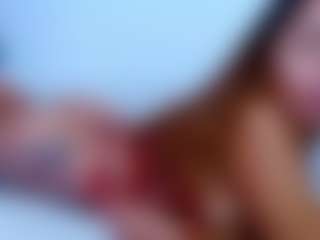 Live cam show with carolinne - Camel Toe on xxxlivecams.org