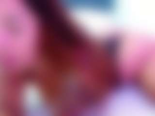 Live cam show with carolinne - Camel Toe on CamwithHer