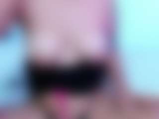 carolinne's Live Sex Cam Show