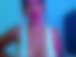 carolinne's Live Sex Cam Show