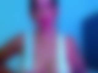 carolinne's Live Sex Cam Show