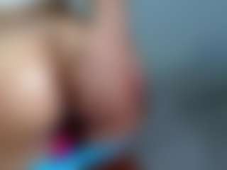 carolinne's Live Sex Cam Show