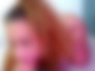 Live cam show with carolinne - Camel Toe on WildCum
