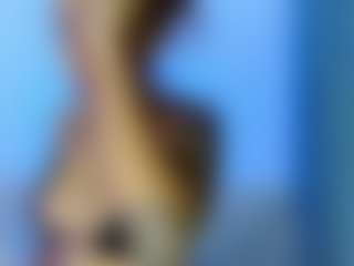 carolinne's Live Sex Cam Show
