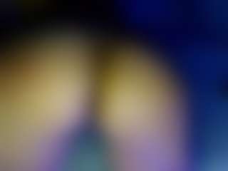 carolinne's Live Sex Cam Show