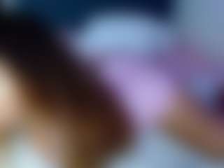 Live cam show with carolinne - Oil on Dare Cams