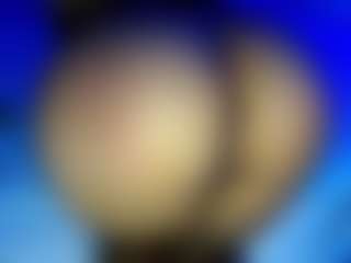 carolinne's Live Sex Cam Show