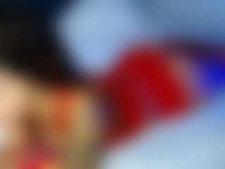 Live cam show with carolinne - Skinny on parknlotfishbdy