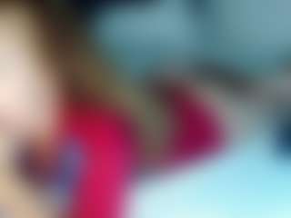 Live cam show with carolinne - Solo on Camsoda