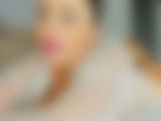 Live cam show with Neytirii - Public Brown Hair on boobsie.com