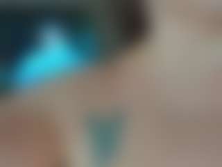 Live cam show with Neytirii - Public BBW on justonemore.cc