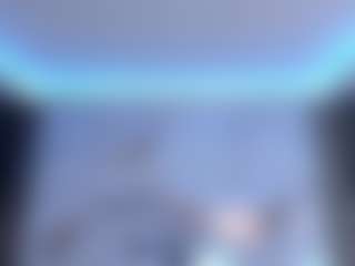 Live cam show with SophyAngeell - Petite on xDating