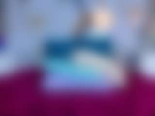 SophyAngeell MILF webcam performer live streaming