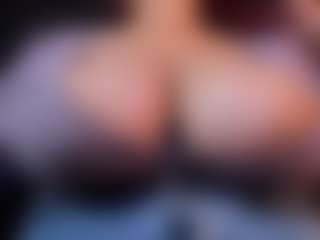 Live cam show with claudia-perez - Camel Toe on iamadamtest123.com