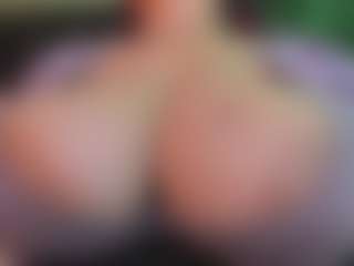 claudia-perez's Live Sex Cam Show