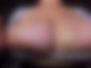 claudia-perez's Live Sex Cam Show