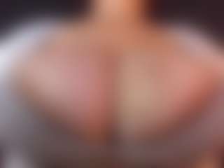 claudia-perez's Live Sex Cam Show