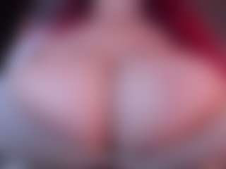 Live cam show with claudia-perez - Camel Toe on Camsoda