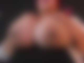Live cam show with claudia-perez - Body Massage on Free Soda